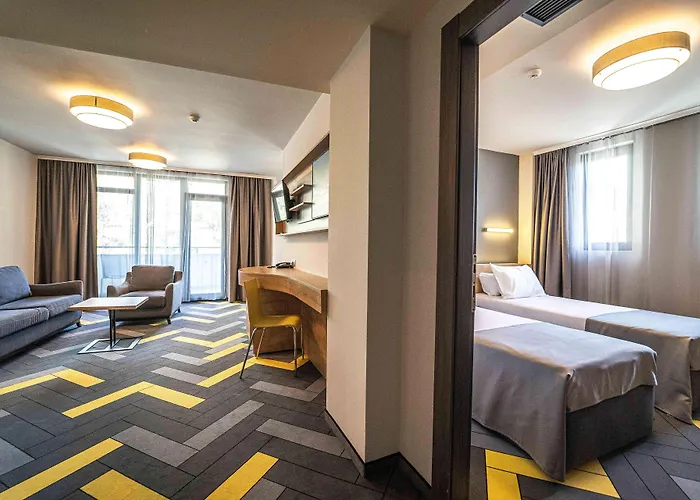 Otel Hvd Club Bor Ultra - Private & Free Parking