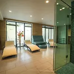 Hvd Club Bor Ultra - Private & Free Parking Szálloda 4*