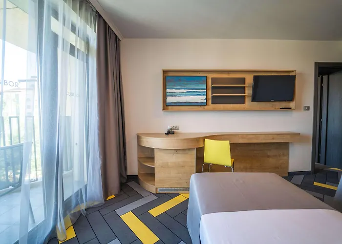 Hotel Hvd Club Bor Ultra - Private & Free Parking