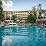 Hvd Club Bor Ultra - Private & Free Parking Hotel Slantchev Briag