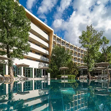 Otel Hvd Club Bor Ultra - Private & Free Parking 4*