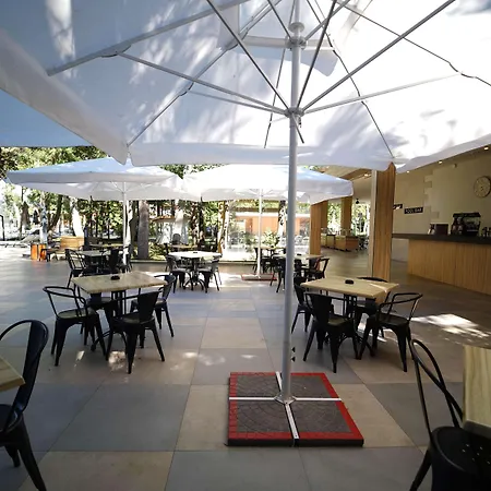 Hvd Club Bor Ultra - Private & Free Parking Szálloda 4*