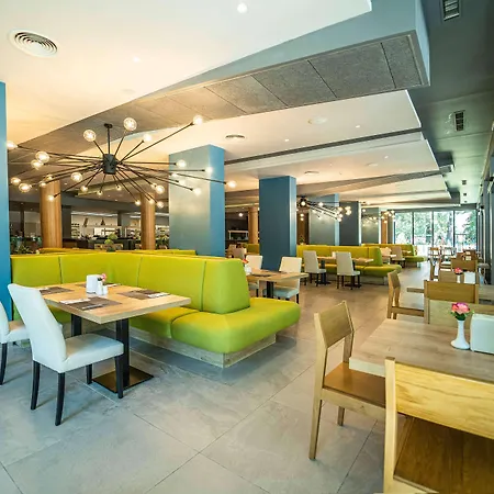 Hvd Club Bor Ultra - Private & Free Parking Hotell