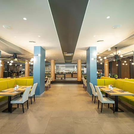 Hvd Club Bor Ultra - Private & Free Parking Hotell
