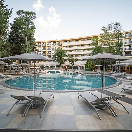 Hotel Hvd Club Bor Ultra - Private & Free Parking 4*