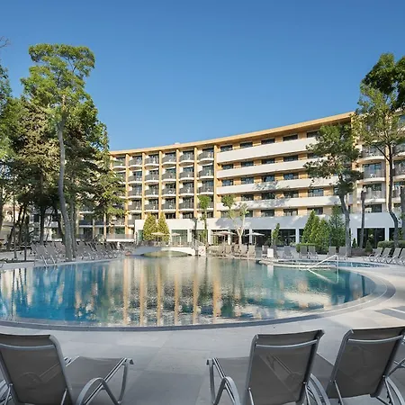 Hvd Club Bor Ultra - Private & Free Parking Hotel 4*