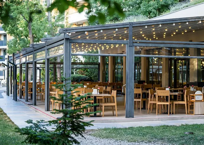 Hvd Club Bor Ultra - Private & Free Parking מלון