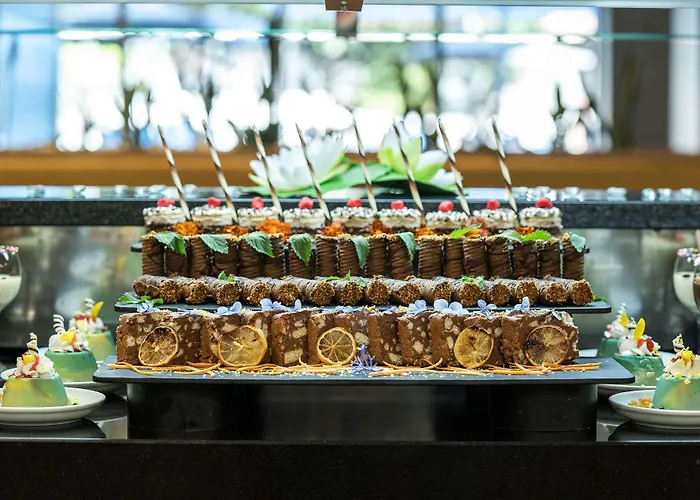 מלון Hvd Club Bor Ultra - Private & Free Parking 4*