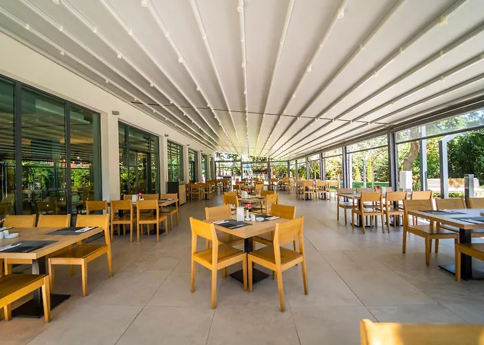 فندق Hvd Club Bor Ultra - Private & Free Parking 4*