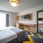 ホテル Hvd Club Bor Ultra - Private & Free Parking 4*