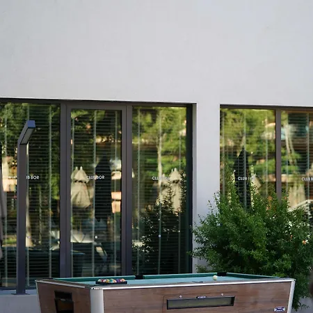 Hvd Club Bor Ultra - Private & Free Parking Hotel Słoneczny Brzeg