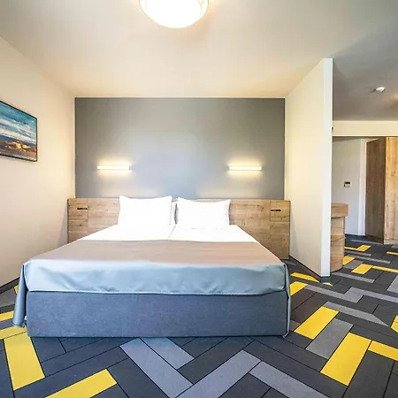 Hvd Club Bor Ultra - Private & Free Parking Hotel Słoneczny Brzeg