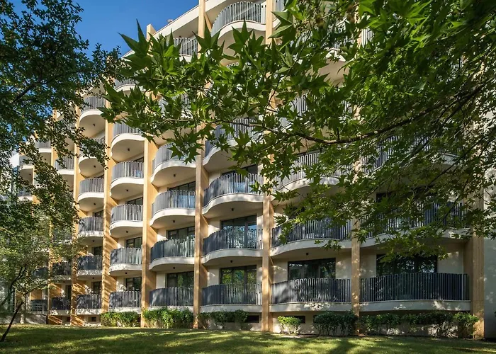 Hvd Club Bor Ultra - Private & Free Parking 4*