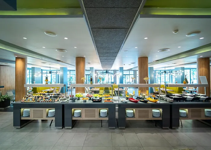 Hvd Club Bor Ultra - Private & Free Parking Hotel